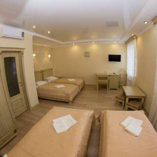 Гостиничный комплекс Акрополис Саратов Четырехместный-1