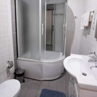 Гостиничный комплекс Акрополис Саратов Трехместный комфорт-2