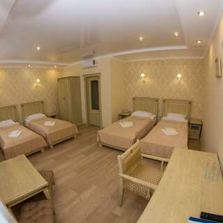 Гостиничный комплекс Акрополис Саратов Четырехместный-2