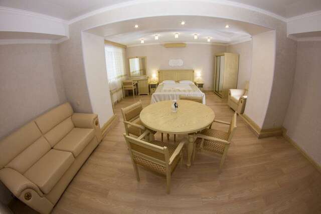 Гостиничный комплекс Акрополис Саратов-145