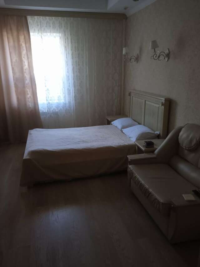 Гостиничный комплекс Акрополис Саратов-200